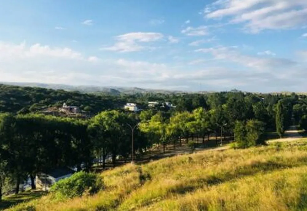 REGION OBJETIVO FOTO SIERRAS DEL SUR TURISMO VACACIONES INVIERNO Las-Albahacas-400x300