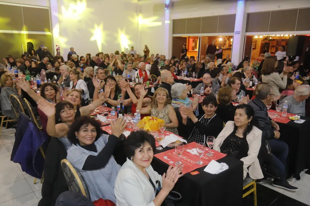 REGION OBJETIVO FOTO VILLA CARLOS PAZ ABUELAZO 2023 2