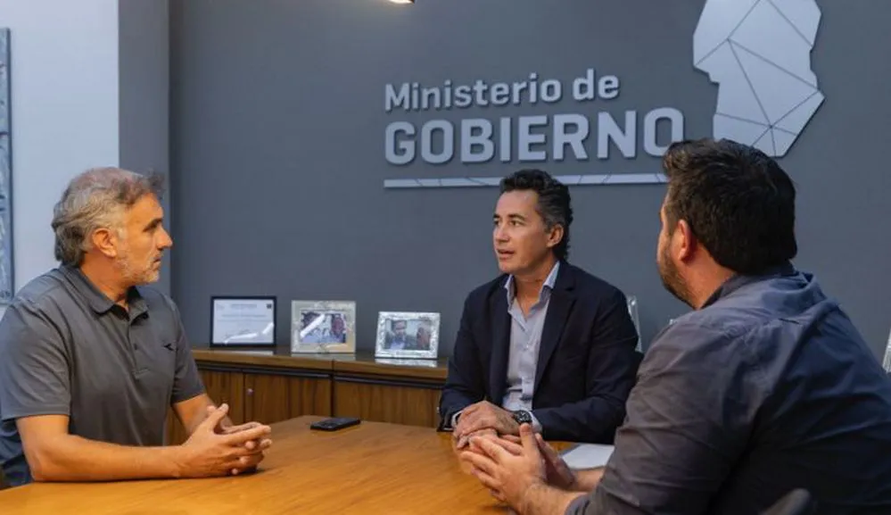 REGION OBJETIVO FOTO LAS VARILLAS REUNION CALVO