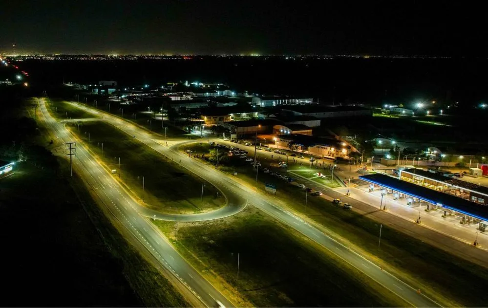 REGION OBJETIVO FOTO MI GRANJA ILUMINACION ACCESO INAUGURACION