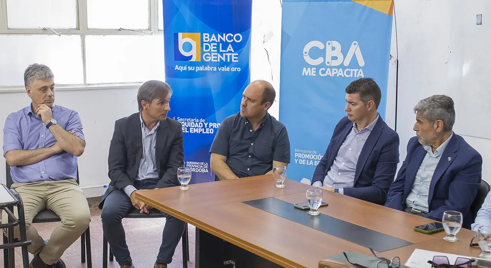 REGION OBJETIVO FOTO BELL VILLE REUNION QUINTEROS