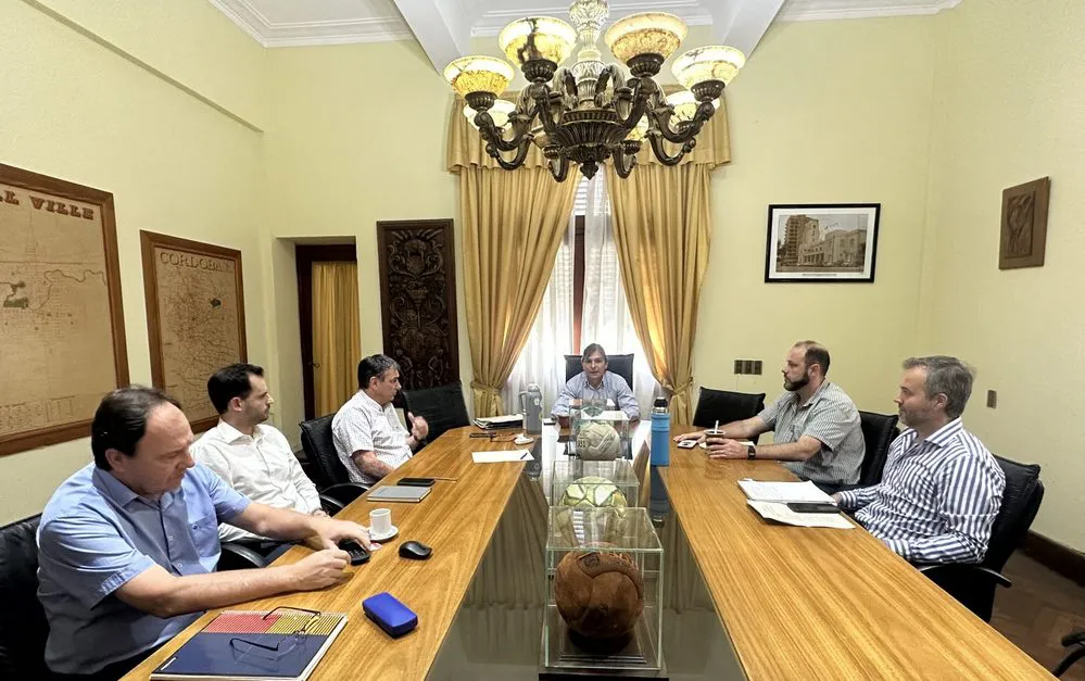 REGION OBJETIVO FOTO BELL VILLE MORONI GABINETE