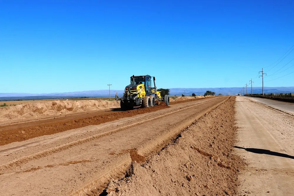 REGION OBJETIVO FOTO ELENA RIO DE LOS SAUCES PAVIMENTO