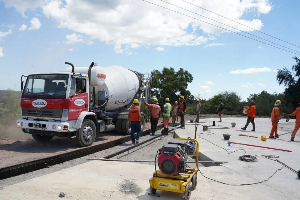 REGION OBJETIVO FOTO CRUZ DEL EJE OBRAS PERILAGO 1