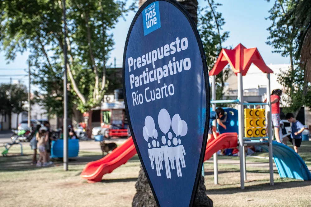 REGION OBJETIVO FOTO RIO CUARTO PLAZA SARMIENTO PP