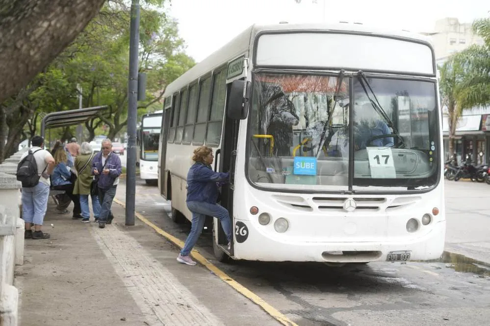 REGION OBJETIVO FOTO VILLA MARIA TRANSPORTE URBANO