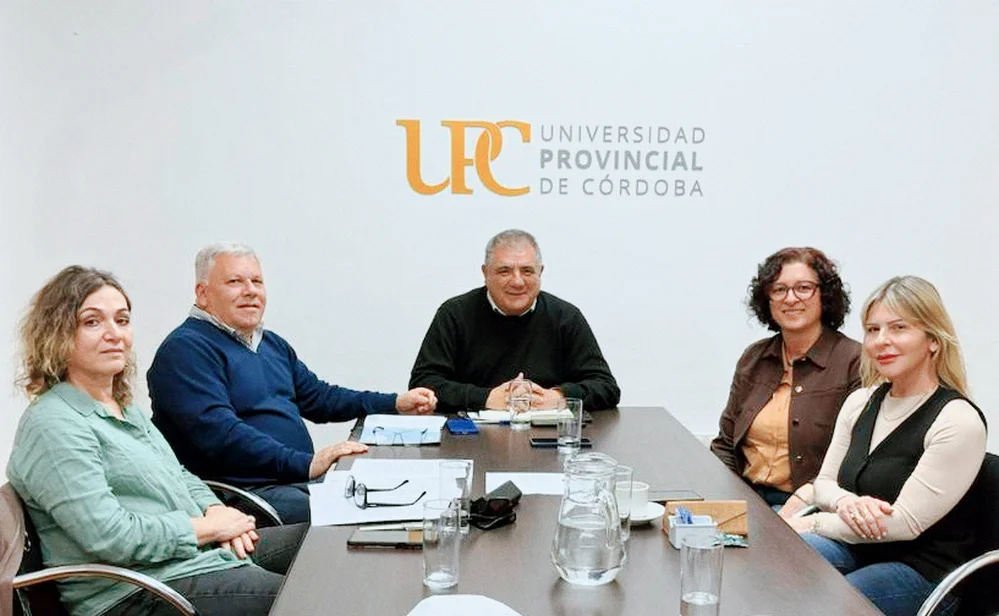 REGION OBJETIVO FOTO ARROYITO REUNION UPC