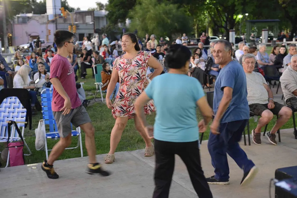 REGION OBJETIVO FOTO RIO CUARTO Un Verano en la Estación (6)