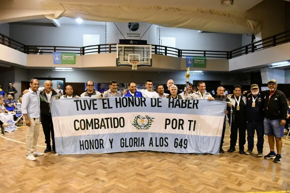 REGION OBJETIVO FOTO RIO CUARTO Cierre Olimpiadas Veteranos Malvinas (8)