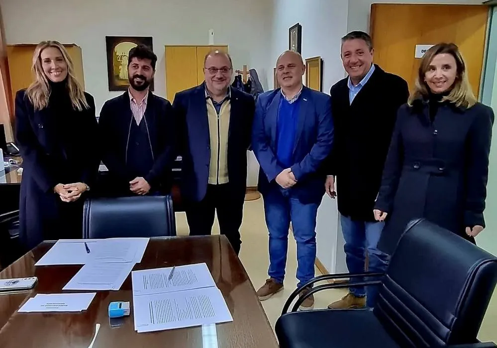 REGION OBJETIVO FOTO MENDIOLAZA CONVENIO TECNOLOGICO