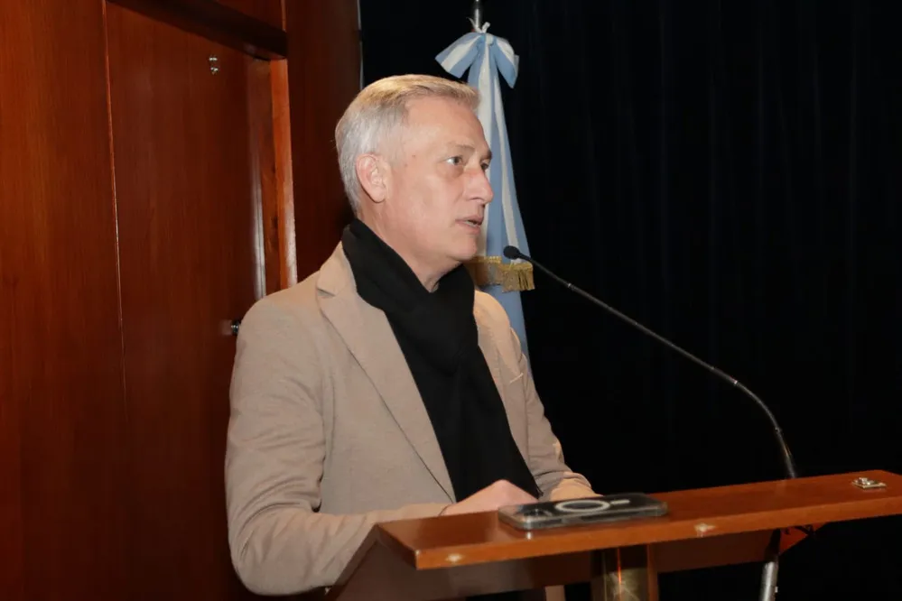 REGION OBJETIVO FOTO VILLA CARLOS PAZ PRESENTACION REGLAMENTO TURISMO ESTUDIANTIL 2