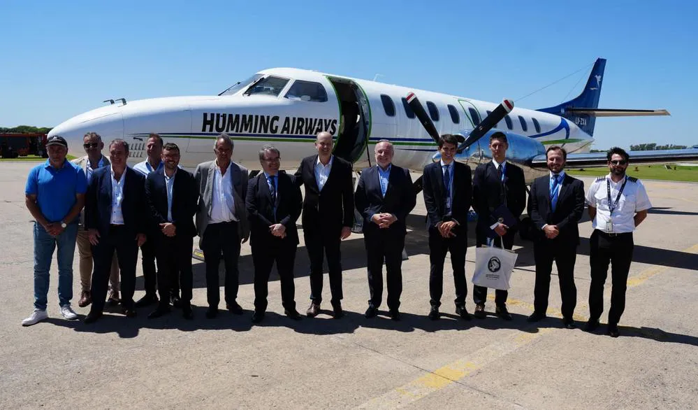 REGION OBJETIVO FOTO VILLA MARIA VUELO INAUGURAL CABA