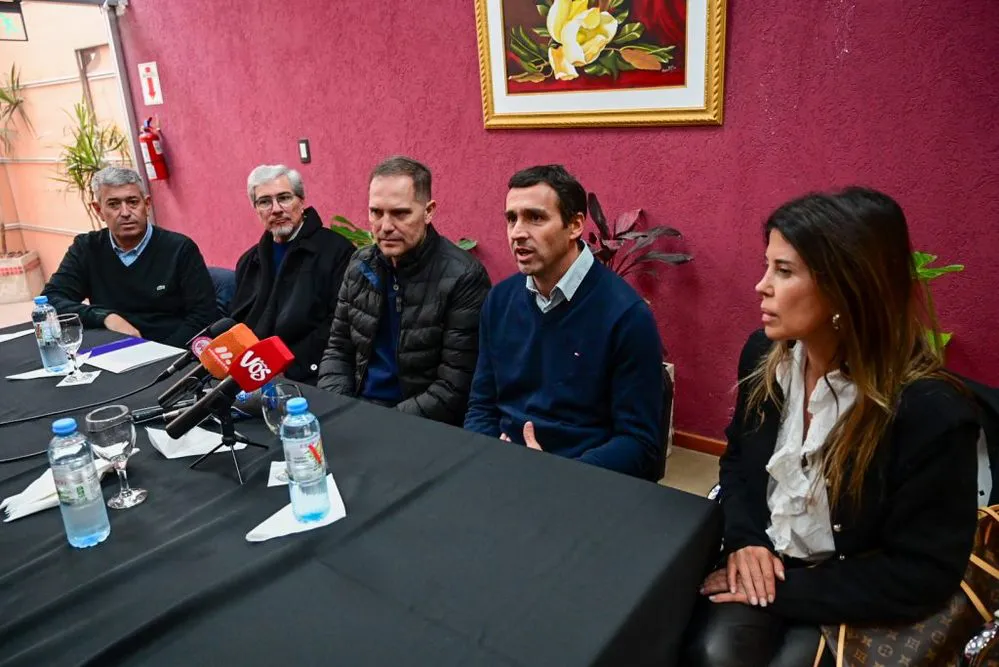 REGION OBJETIVO FOTO GENERAL DEHEZA GILL REUNION COOPERATIVAS