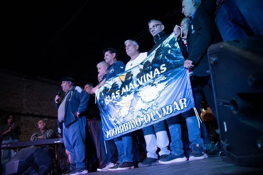 REGION OBJETIVO FOTO RIO CUARTO ACTOS MALVINAS 2024 6