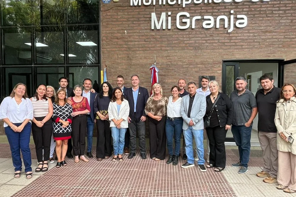 REGION OBJETIVO FOTO MI GRANJA COMUNIDAD COLON EDUCACION