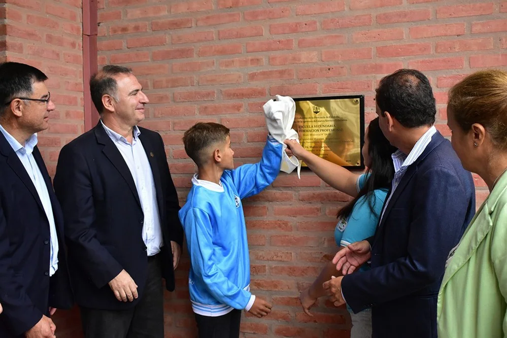 REGION OBJETIVO FOTO MONTE DE LOS GAUCHOS INAUGURACION ESCUELA