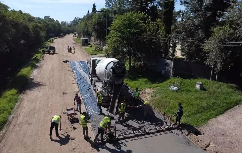 REGION OBJETIVO FOTO VILLA MARIA PAVIMENTO AVENIDA LORENZO GILLI