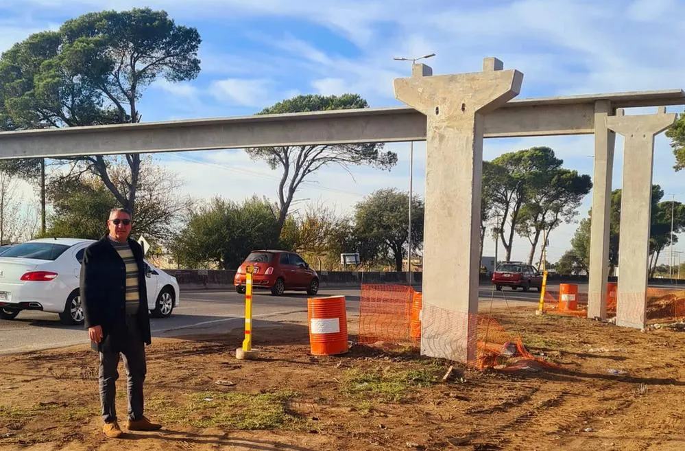 REGION OBJETIVO FOTO MENDIOLAZA PASARELA AUTOVIA SALIBI