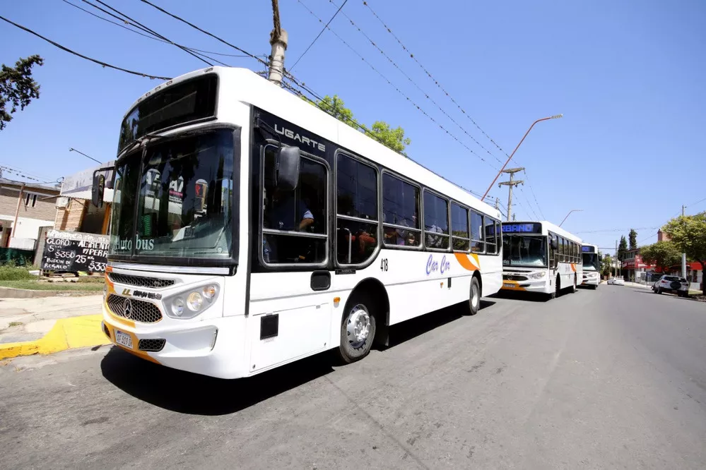 REGION OBJETIVO FOTO VILLA CARLOS PAZ TRANSPORTE URBANO 1
