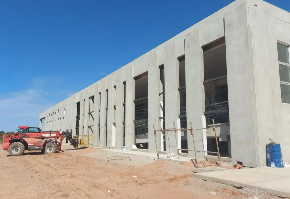 REGION OBJETIVO FOTO DEAN FUNES SEDE UPC OBRA