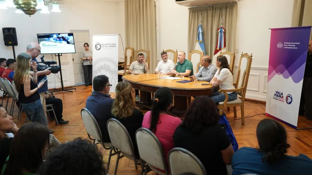 REGION OBJETIVO FOTO VILLA MARIA ENTREGA CREDITOS SERVICIOS