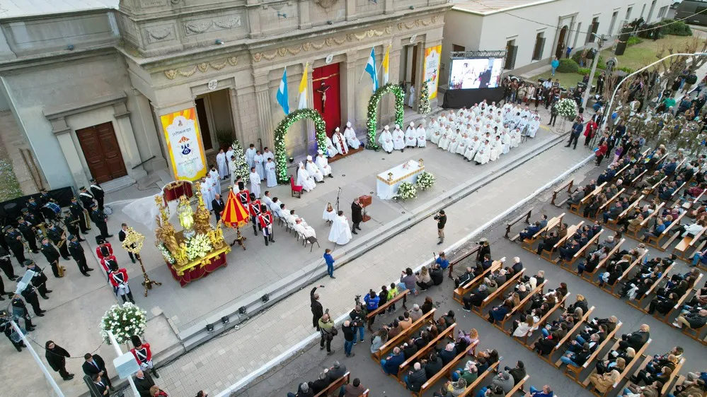REGION OBJETIVO FOTO SAMPACHO BASILICA 6