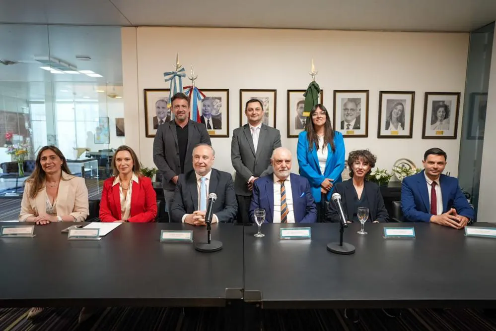 REGION OBJETIVO FOTO VILLA MARIA CONVENIO SIGLO 21 CAMPUS