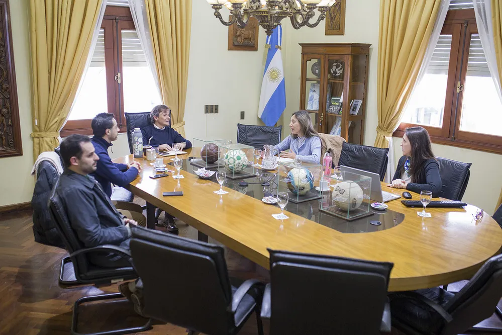 REGION OBJETIVO FOTO BELL VILLE REUNION PP 2025