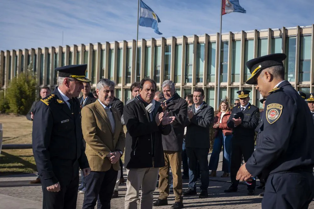 REGION OBJETIVO FOTO RIO CUARTO Entrega de Móviles Policiales (7)