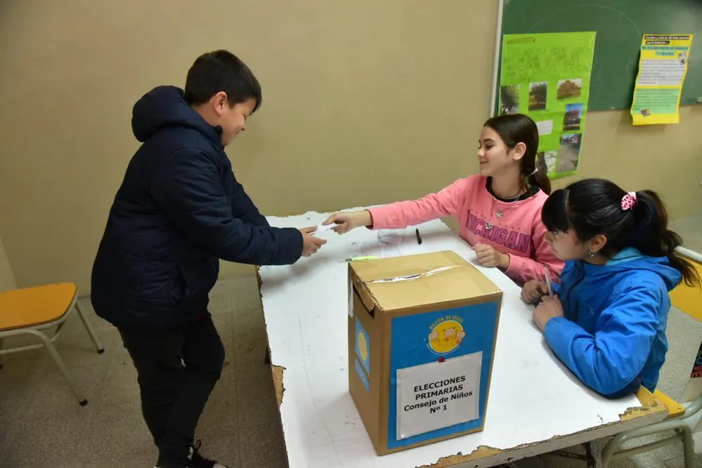 REGION OBJETIVO FOTO VILLA MARIA Elecciones intendente de los niños ARCHIVO