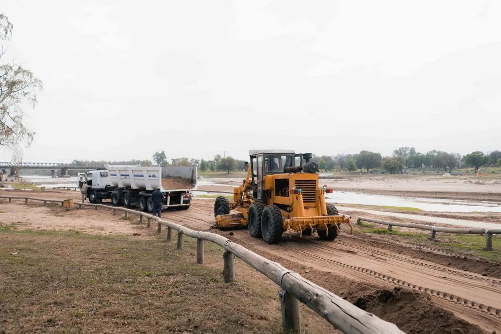 REGION OBJETIVO FOTO RIO CUARTO Tareas de Limpieza Río-14