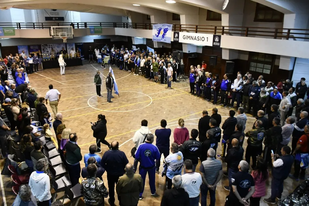 REGION OBJETIVO FOTO RIO CUARTO Cierre Olimpiadas Veteranos Malvinas (3)