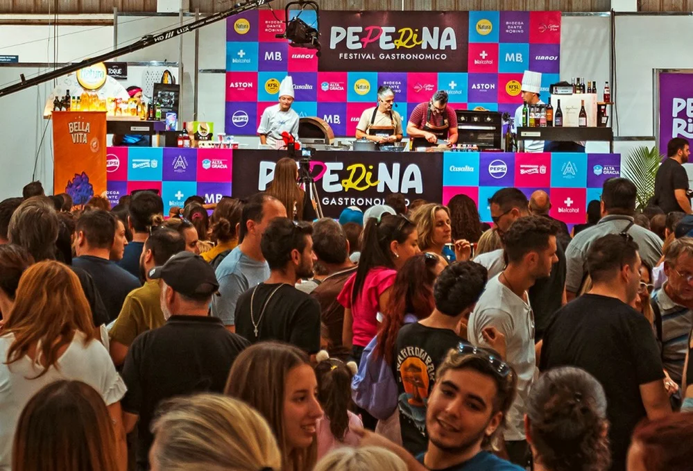 REGION OBJETIVO FOTO ALTA GRACIA PEPERINA ANUNCIO 1